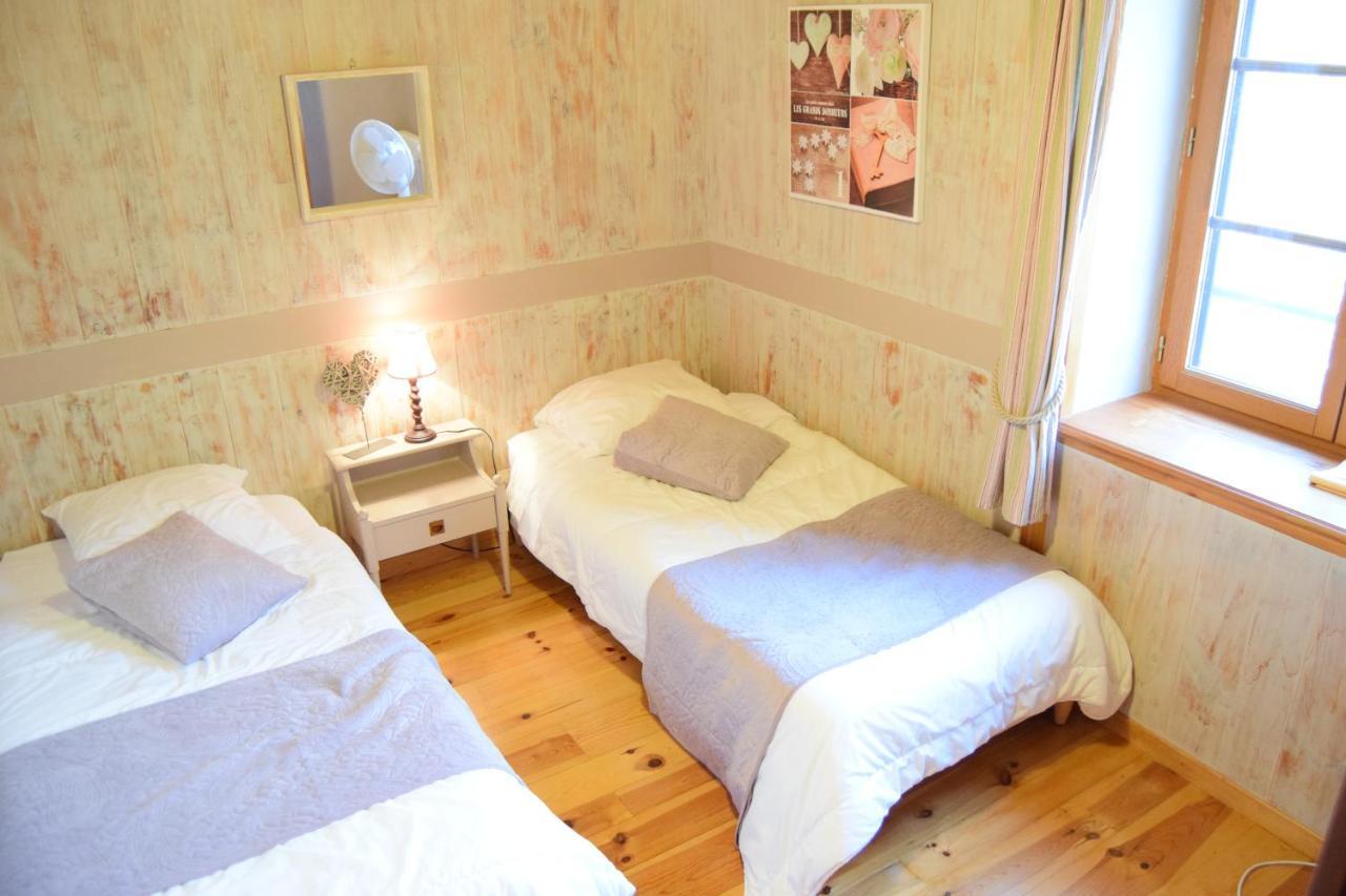 Le Moulin Du Bateau - Maison D'Hotes Leotoing Екстер'єр фото